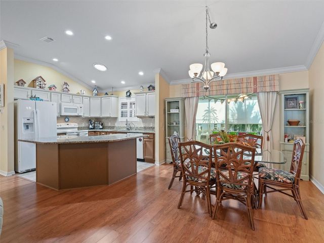 2519 FLINTSHIRE AVENUE, The Villages, FL 32162