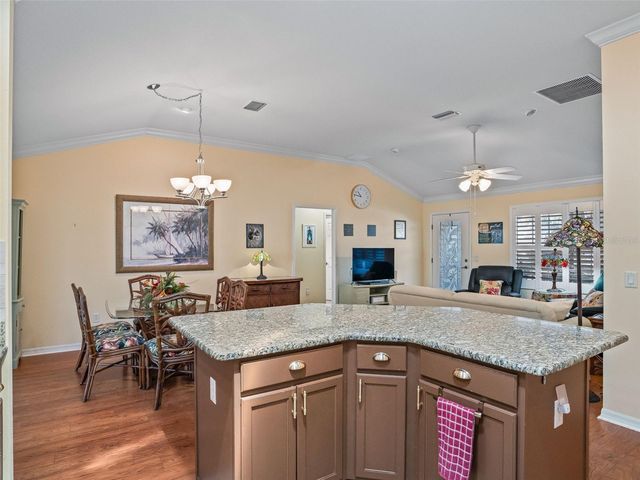 2519 FLINTSHIRE AVENUE, The Villages, FL 32162