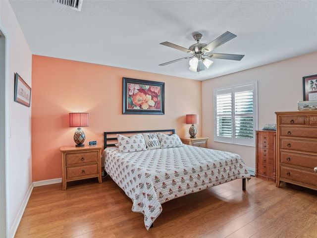 2519 FLINTSHIRE AVENUE, The Villages, FL 32162