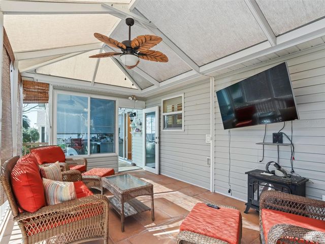 2519 FLINTSHIRE AVENUE, The Villages, FL 32162