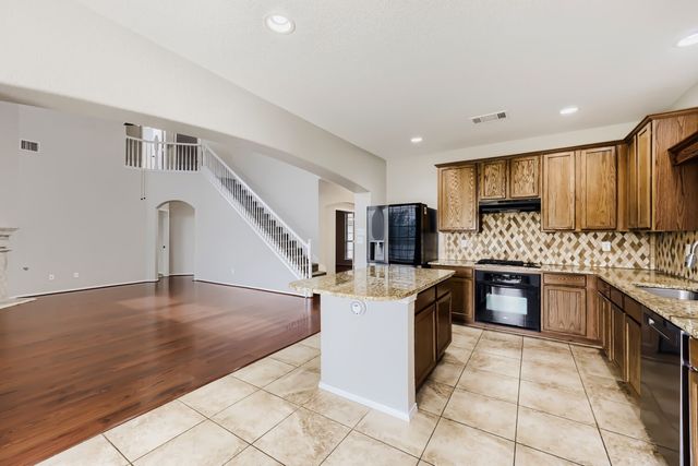 8812 Cracked Wheat Trail, Fort Worth, TX 76179
