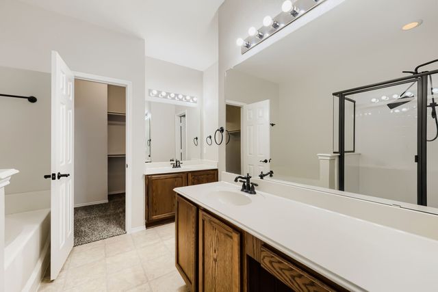 8812 Cracked Wheat Trail, Fort Worth, TX 76179