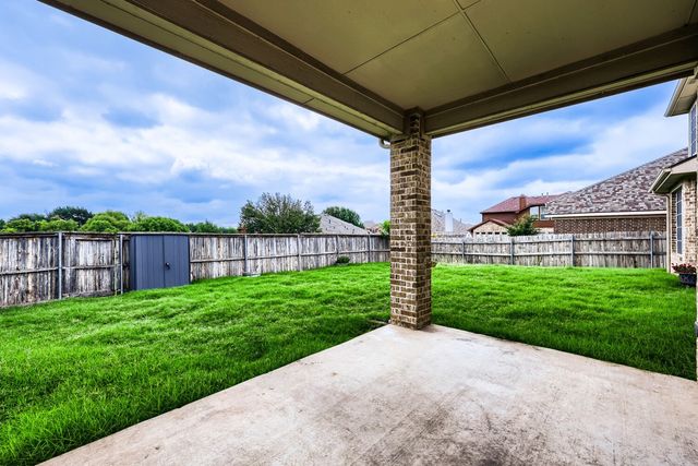 8812 Cracked Wheat Trail, Fort Worth, TX 76179
