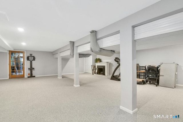 63 Lounsbury Road, Ridgefield, CT 06877