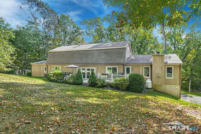 63 Lounsbury Road, Ridgefield, CT 06877
