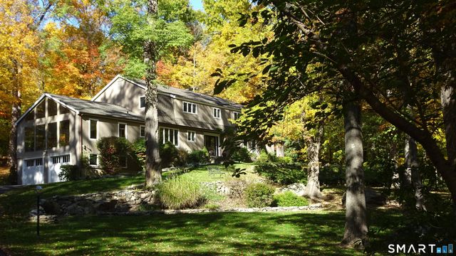 63 Lounsbury Road, Ridgefield, CT 06877
