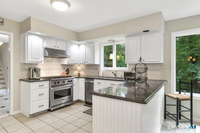63 Lounsbury Road, Ridgefield, CT 06877