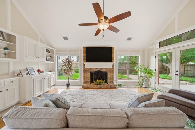 3011 Sea Pines Place, League City, TX 77573