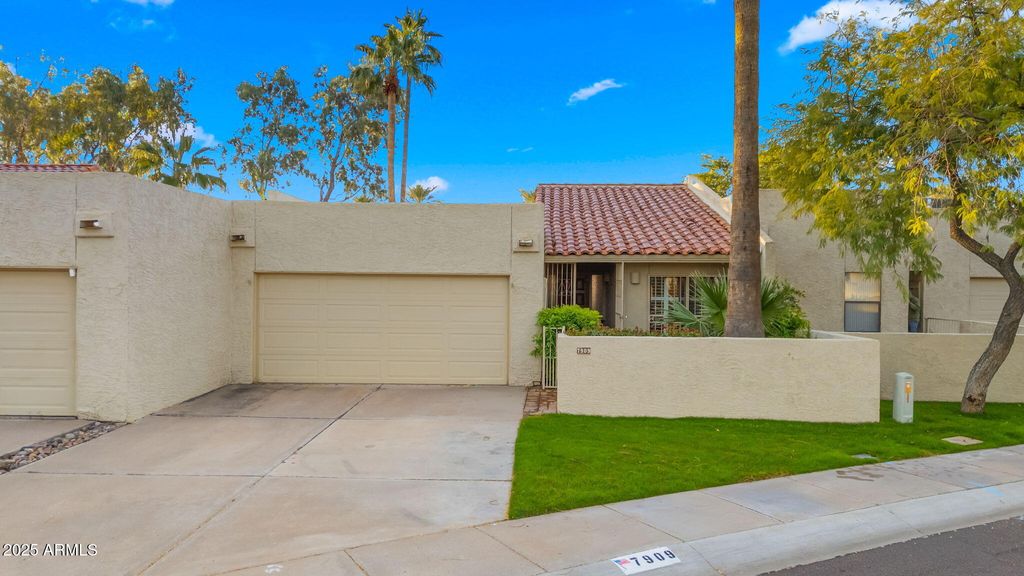 7909 E BONITA Drive, Scottsdale, AZ 85250
