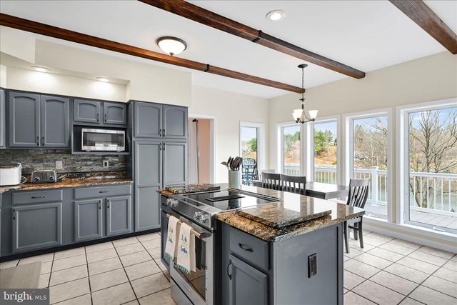 609 WYNONAH DR, Auburn, PA 17922