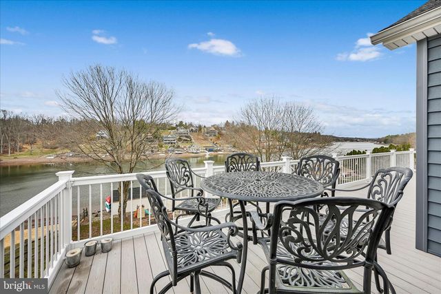 609 WYNONAH DR, Auburn, PA 17922