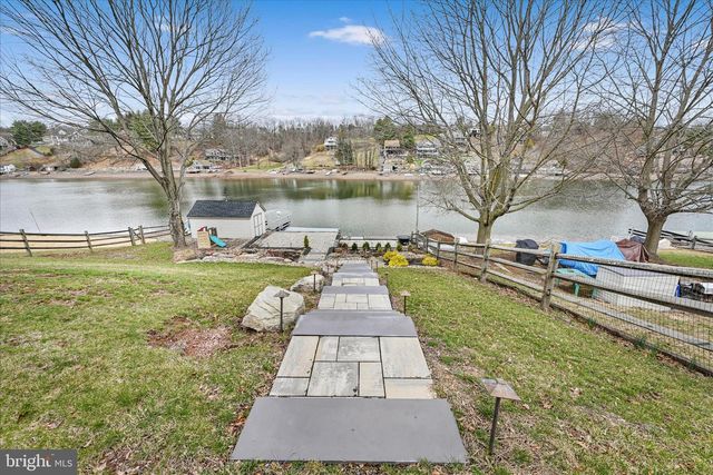 609 WYNONAH DR, Auburn, PA 17922