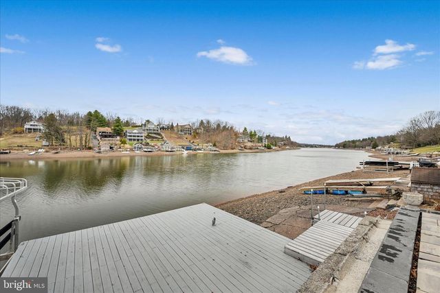 609 WYNONAH DR, Auburn, PA 17922