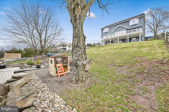 609 WYNONAH DR, Auburn, PA 17922