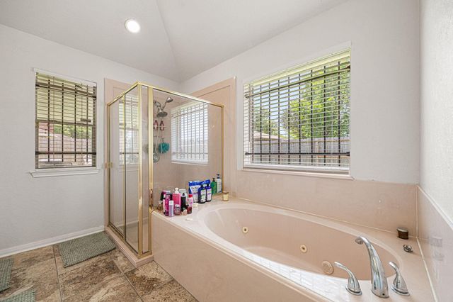318 Breeze Park Drive, Houston, TX 77015