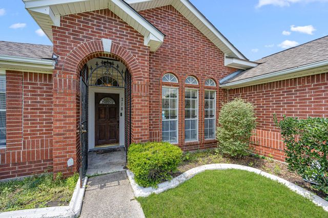 318 Breeze Park Drive, Houston, TX 77015
