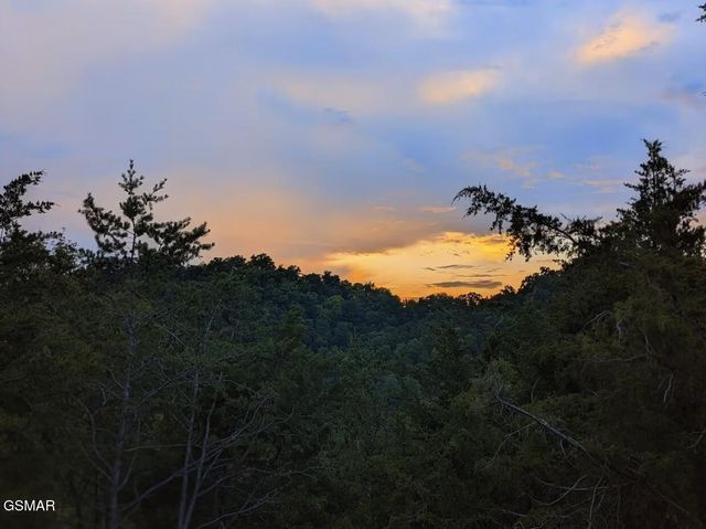 2045 Eagle Feather Drive, Sevierville, TN 37876