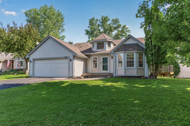 7457 54th Street N, Oakdale, MN 55128