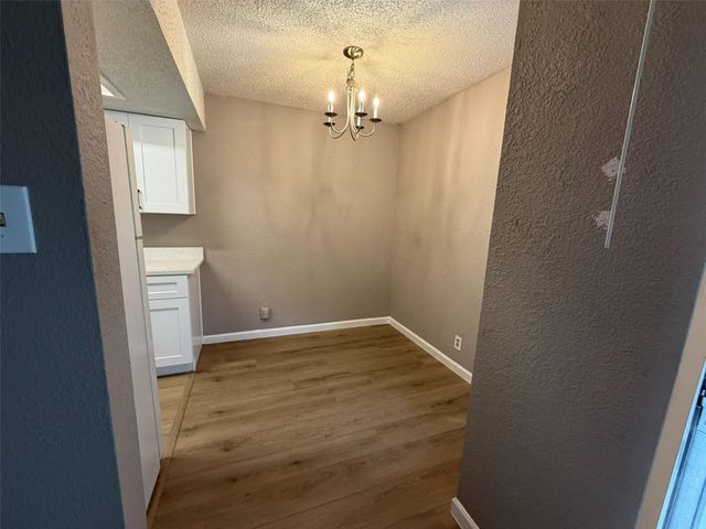 2600 Penny LN 204, Austin, TX 78757