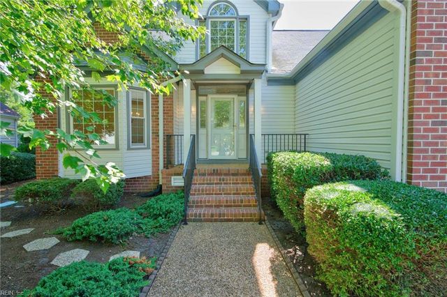 509 Birkdale Court, Yorktown, VA 23693