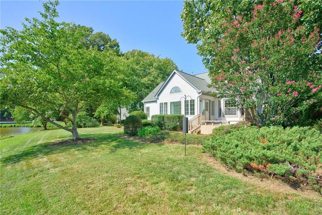 509 Birkdale Court, Yorktown, VA 23693