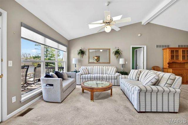 3168 Country Bluff Drive 38B, St Charles, MO 63301