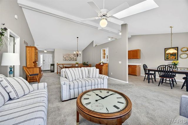 3168 Country Bluff Drive 38B, St Charles, MO 63301