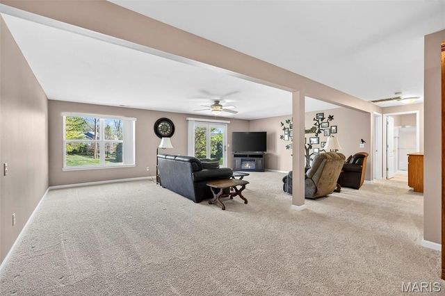 3168 Country Bluff Drive 38B, St Charles, MO 63301