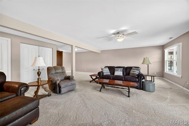 3168 Country Bluff Drive 38B, St Charles, MO 63301