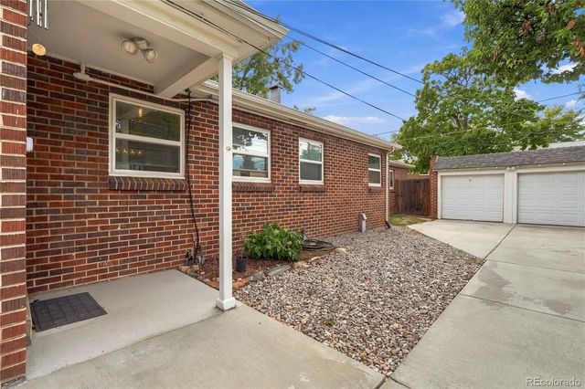 1323 Ivy Street, Denver, CO 80220