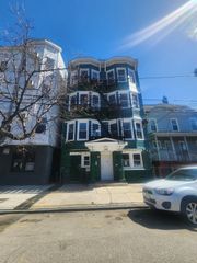 288 Woodworth Ave, Yonkers, NY 10701