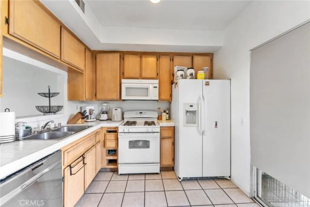 926 W Philadelphia K57, Ontario, CA 91762