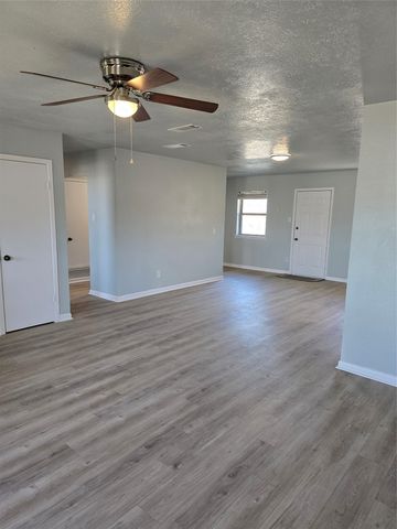 616 Overlook Drive, Midlothian, TX 76065