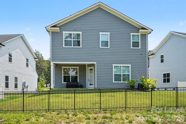 1006 Parkes Street, Matthews, NC 28105