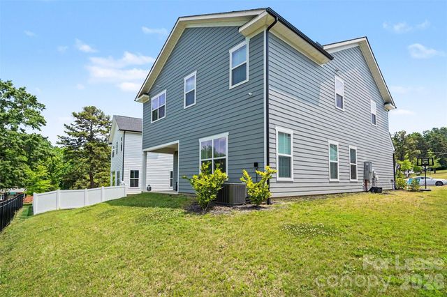 1006 Parkes Street, Matthews, NC 28105