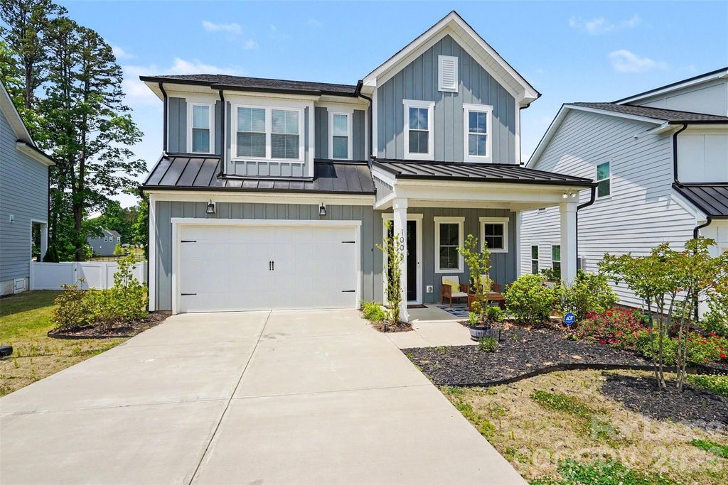 1006 Parkes Street, Matthews, NC 28105