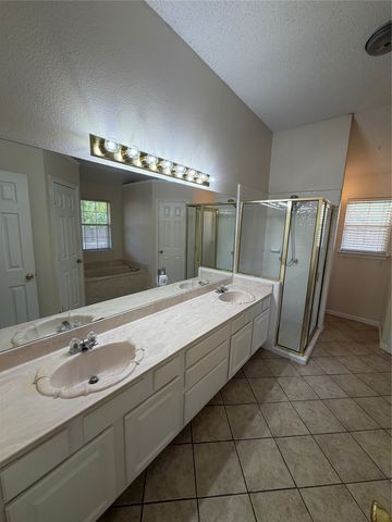 1427 Shadow Run, Weatherford, TX 76086