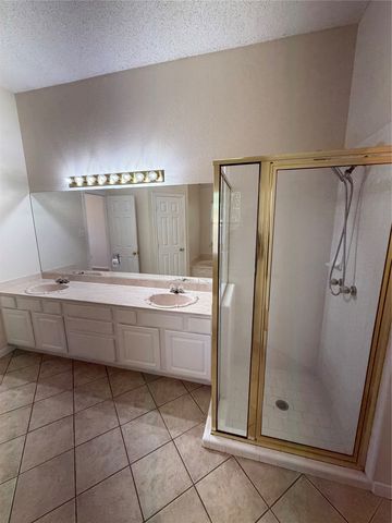 1427 Shadow Run, Weatherford, TX 76086