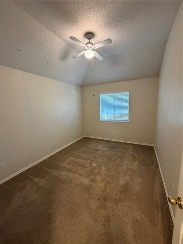 1427 Shadow Run, Weatherford, TX 76086