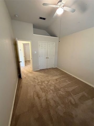 1427 Shadow Run, Weatherford, TX 76086