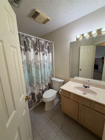 1427 Shadow Run, Weatherford, TX 76086