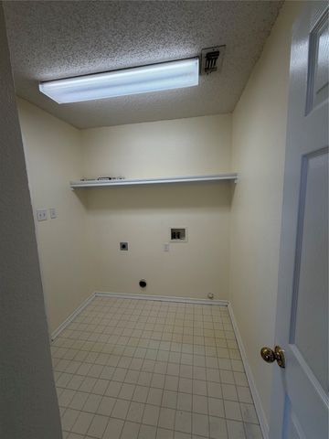 1427 Shadow Run, Weatherford, TX 76086
