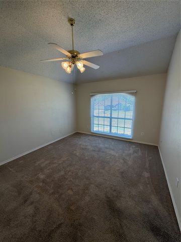 1427 Shadow Run, Weatherford, TX 76086