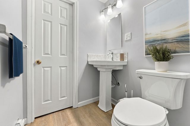 17 Davis Rd A11, Acton, MA 01720