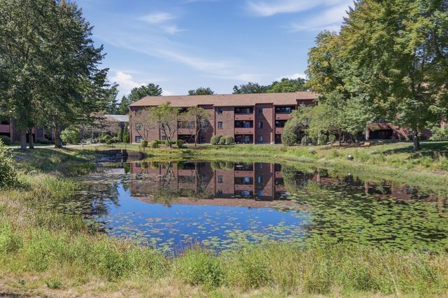 17 Davis Rd A11, Acton, MA 01720