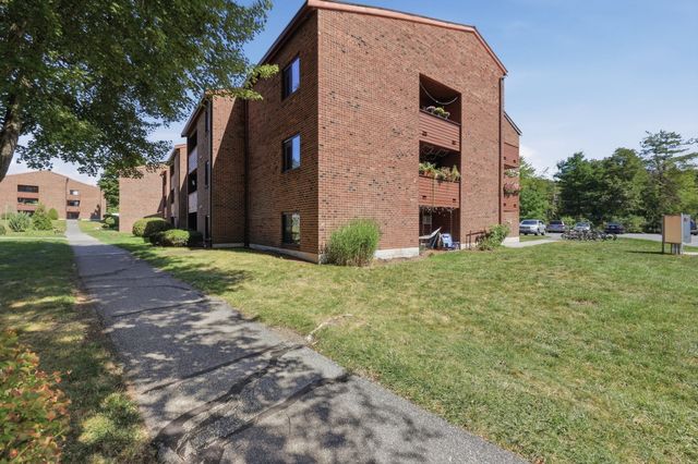 17 Davis Rd A11, Acton, MA 01720