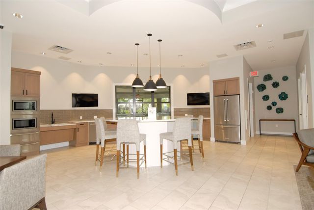 4628 Pinehurst Trl, Fort Lauderdale, FL 33309