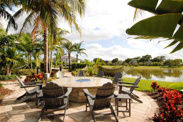 4628 Pinehurst Trl, Fort Lauderdale, FL 33309