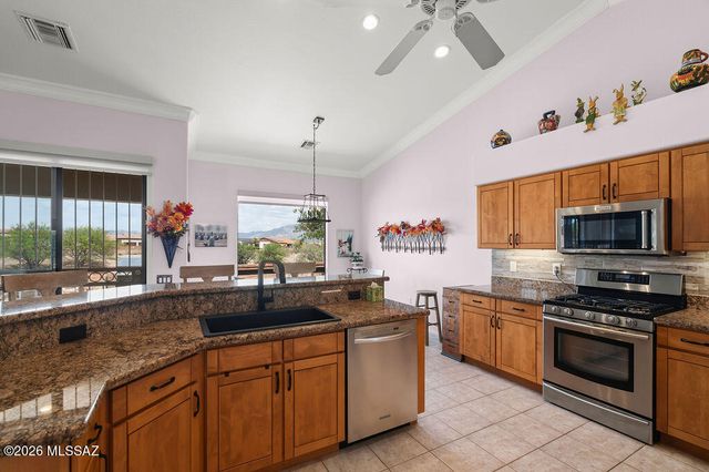 4851 S Tropicana Drive, Green Valley, AZ 85622