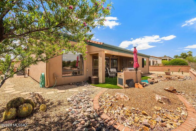 4851 S Tropicana Drive, Green Valley, AZ 85622